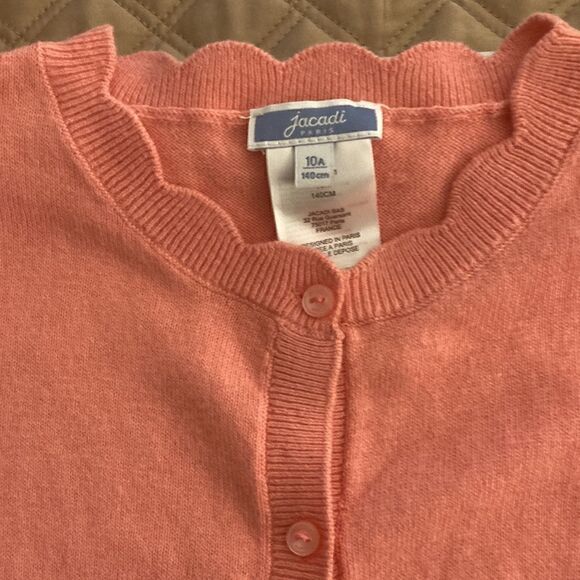 Bonpoint Girls Cardigan with Scalloped Neck and Hem. Pink Cotton/Wool Blend. - Picture 2 of 7